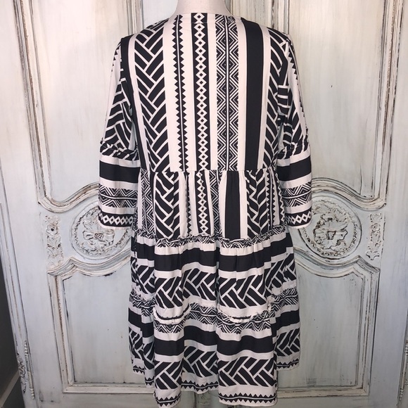 Wayward Fancies eShakti Black and White Graphic Print Babydoll Styling Dress - Picture 9 of 14